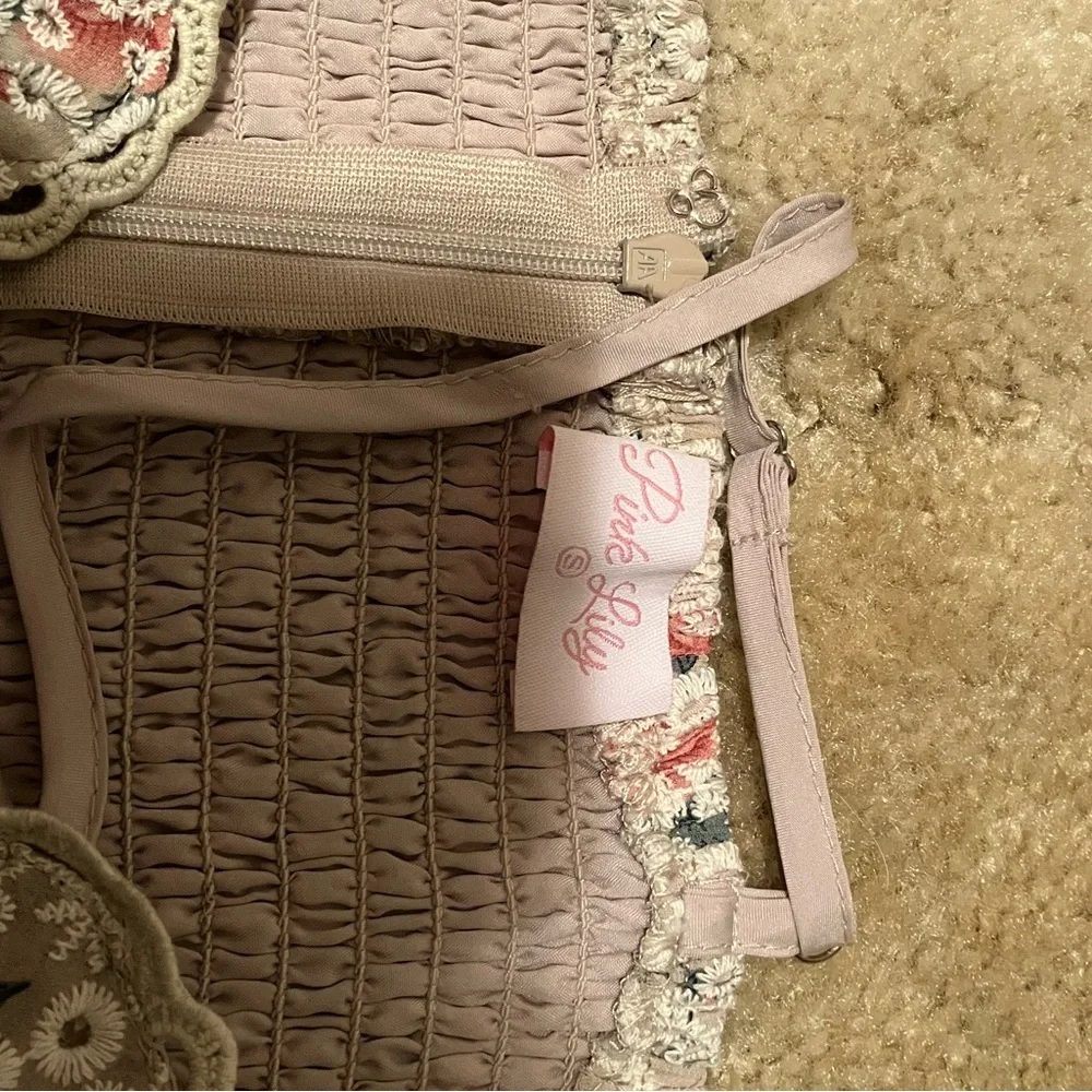 Pink Lily Floral Lace Camisole in Cream and Pink - Picture 3 of 3